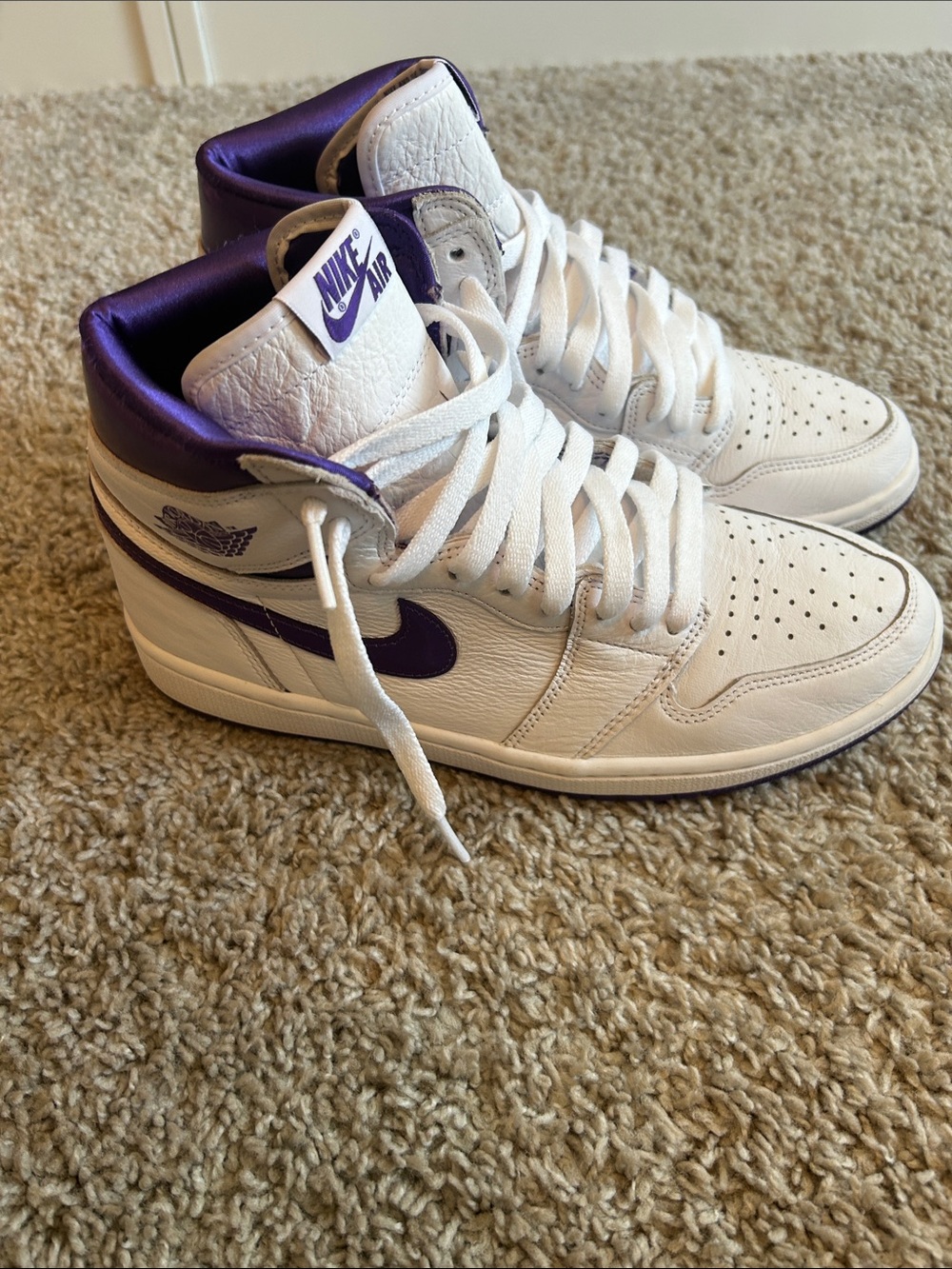 Wmns Air Jordan 1 High OG 'Court Purple’